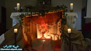 بمناسبة زمن الصوم والقيامة، كنيسة القوش تقيم ساعة سجود امام القربان المقدس