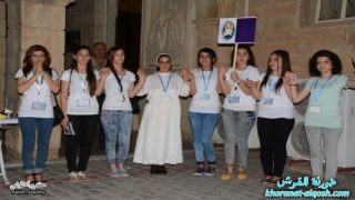 بالصور … مؤمني ابرشية القوش الكلدانية يتضامنون مع شهداء تفجير الكرادة في بغداد