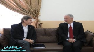 وفد امريكي رفيع المستوى يزور بلدة القوش ويناقش اوضاع المهجرين