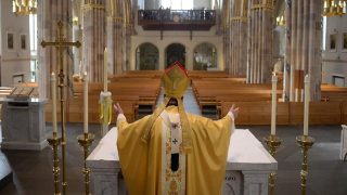 9 أساقفة حول العالم غادروا إلى الديار الخالدة في أسبوع واحد فقط جراء فيروس كورونا