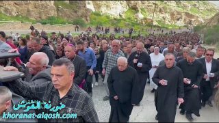 بالفيديو … لقطات جوية، مراسيم درب الصليب في دير الربان هرمزد في القوش، بمشاركة كنائس ابرشية القوش