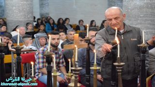 بالصور … صلاة تفسير الالام في كنيسة مار كوركيس بالقوش