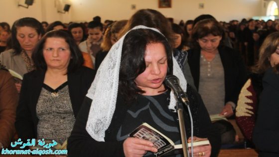 بالصور … لقاء المرأة يقيم مراسيم الجمعة الثالثة من درب الصليب في كنيسة مار قرداغ في القوش 2015
