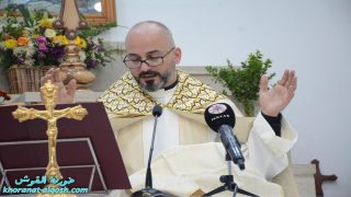 قداس الهي واشعال شعلة الميلاد في كنيسة مار قرداغ ببلدة القوش