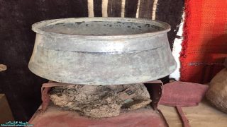 مايى دْزَرْكثا ܡܵܝ̈ܐܹ ܕܙ݂ܿܪܟܬ݂ܐܵ: