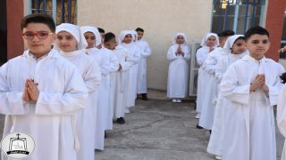 فيديو- كنيسة القوش تحتفل بمراسيم التناول الاول – الوجبة الثانية 2020