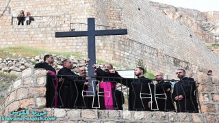 بمشاركة كنائس ابرشية القوش، احياء مراسيم درب الصليب في دير الربان هرمزد في القوش