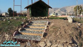 نصب مغارة الميلاد عند مدخل بلدة القوش