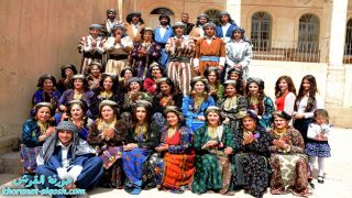 الالاف من ابناء القوش وبلدات سهل نينوى يحتفلون بمسيرة عيد السعانين