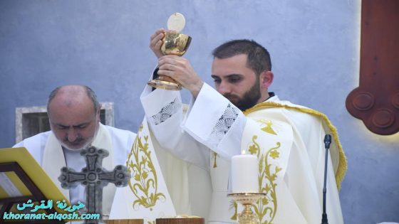 القداس الأول للأب آندرو جما بعد نيله نعمة الرسامة الكهنوتية في كنيسة مار قرداغ – القوش