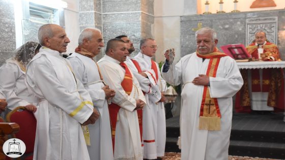 كنيسة القوش تحتفل بتذكار مار اسطيفانوس بكر الشهداء وشفيع الشمامسة