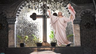 أنغام القيامة تتصاعد من القوش في أمسية فصحية مميزة