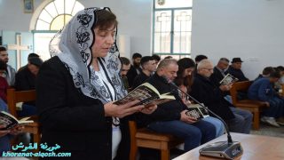 بالصور … مراسيم درب الصليب المقدس للجمعة الرابعة في كنائس بلدة القوش