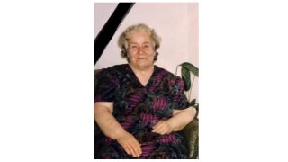 رقدت على رجاء القيامة السيدة حسينة موسى حكيم في ألمانيا