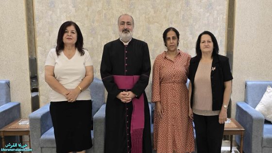 رابطة المرأة العراقية في القوش تزور الخوراسقف د. غزوان شهاره لتقديم التهاني
