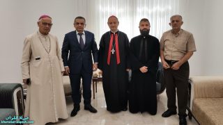 وفد من جهاز الأسايش يزور مطرانية ألقوش ويقدّم التهاني للمدبّر البطريركي