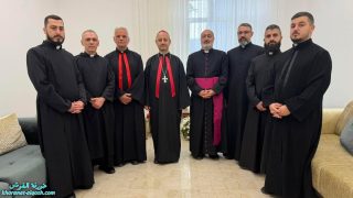 لقاء المدبر البطريركي الجديد مع اكليروس القوش
