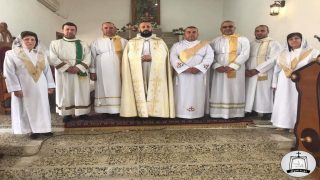 كنيسة القوش تحتفل بقداس أحد القيامة