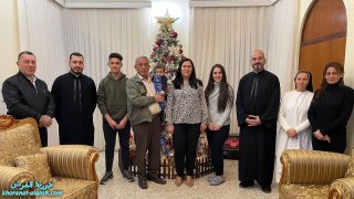 اللجنة الرعوية تستمر بزياراتها لعوائل بلدة القوش