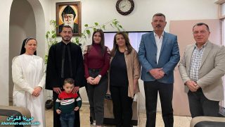 اللجنة الرعوية تواصل زياراتها لعوائل بلدة القوش