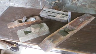 القاشطة اليدوية الخشبية (رندش)