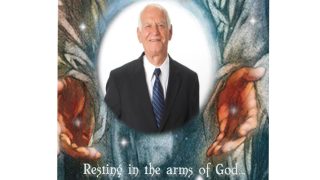 رقد على رجاء القيامة السيد كريم ايوب رمو في امريكا