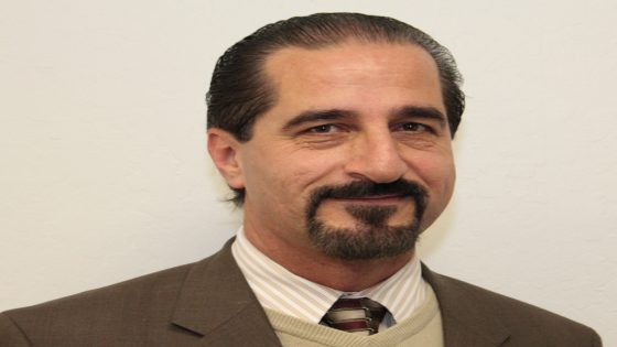 خَـطأة أم رُسـلٌ يتـمّـِمـون الـنبـوءات ؟