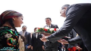 رئيس مجلس الوزراء السيد محمد شياع السوداني يزور كنيسة مارت شموني للسريان الأرثوذكس في برطلة ويلتقي جمعاً من وجهاء الناحية