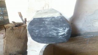 ملزق وملزقتا