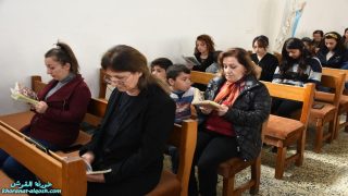 بالصور … مراسيم درب الصليب المقدس للجمعة الثالثة في كنائس القوش